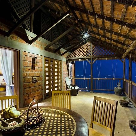 SaffronStays Villa 270 Dāpoli Esterno foto